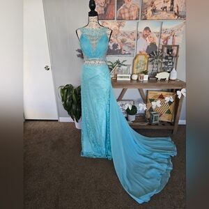Elegant Blue Gown with Train